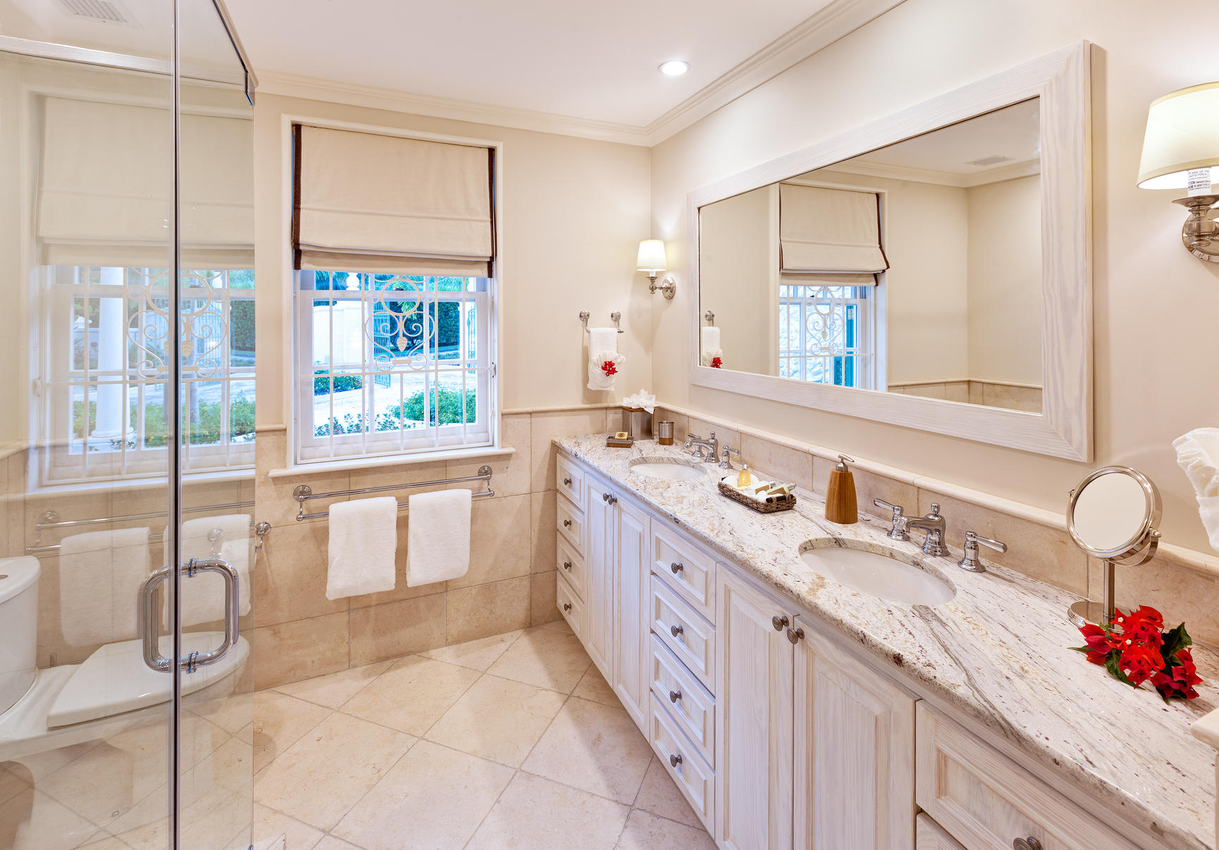 Barbados Villa Connections: Windward Gallery 20